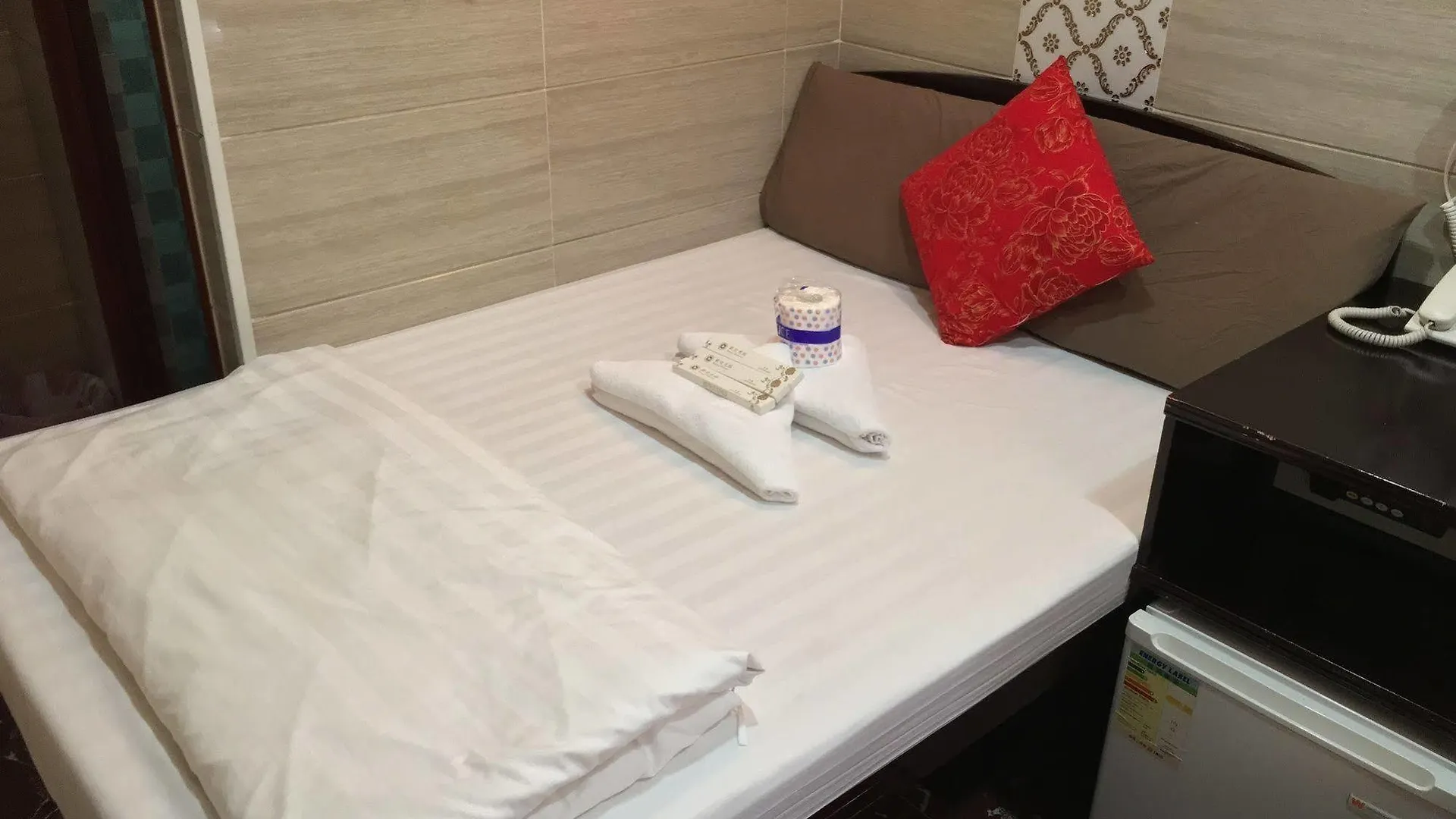 Everest Base Camp Hostel Hong Kong 0*,  China