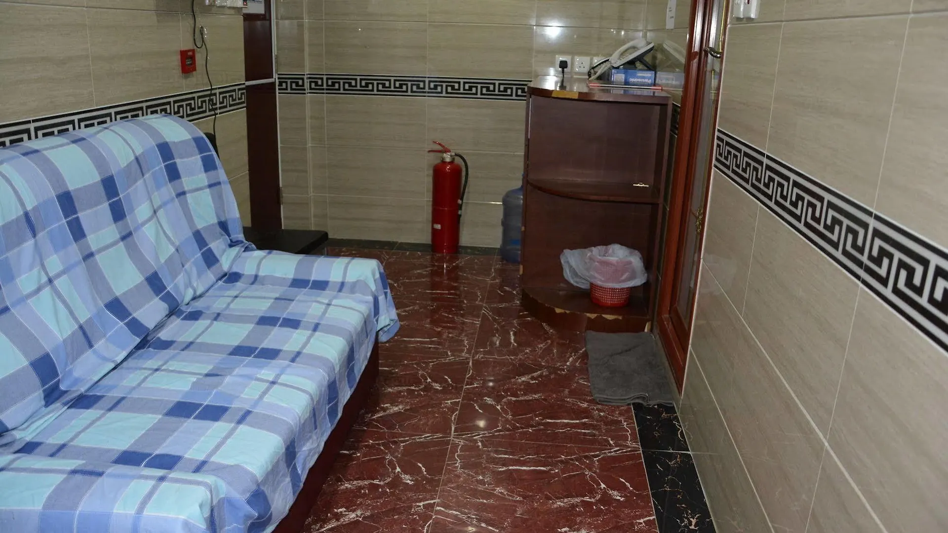Everest Base Camp Hostel Hong Kong Guest house