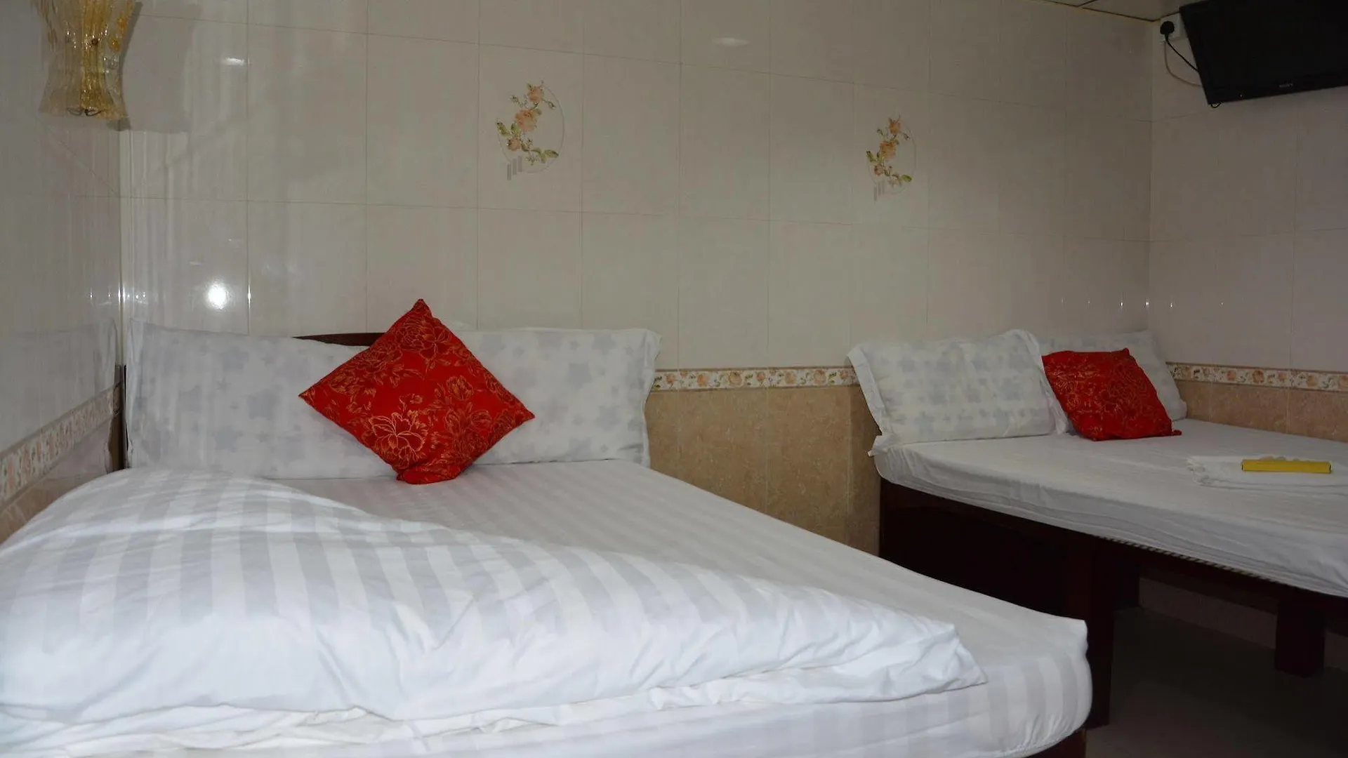 Everest Base Camp Hostel Hong Kong China