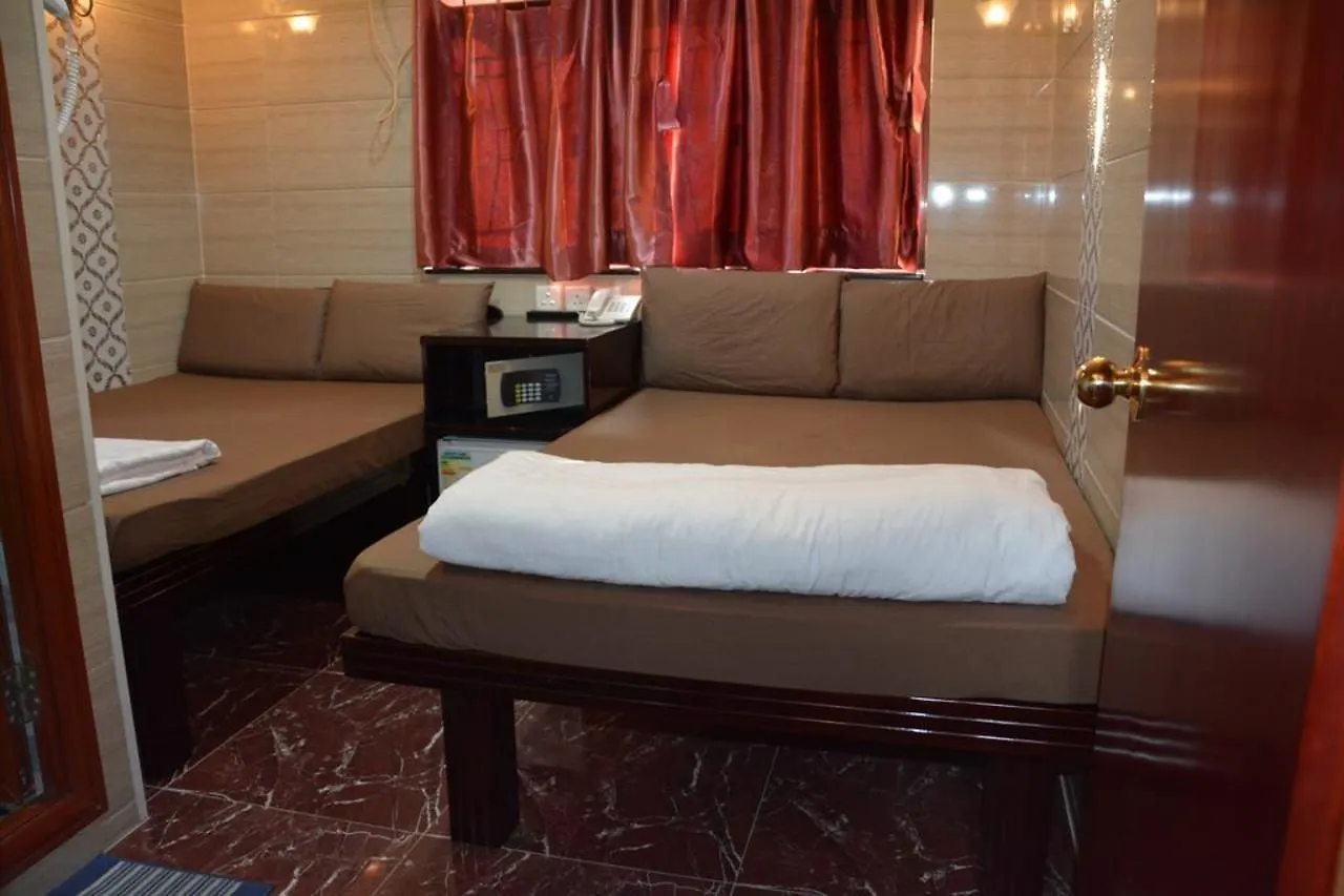 Everest Base Camp Hostel Hongkong