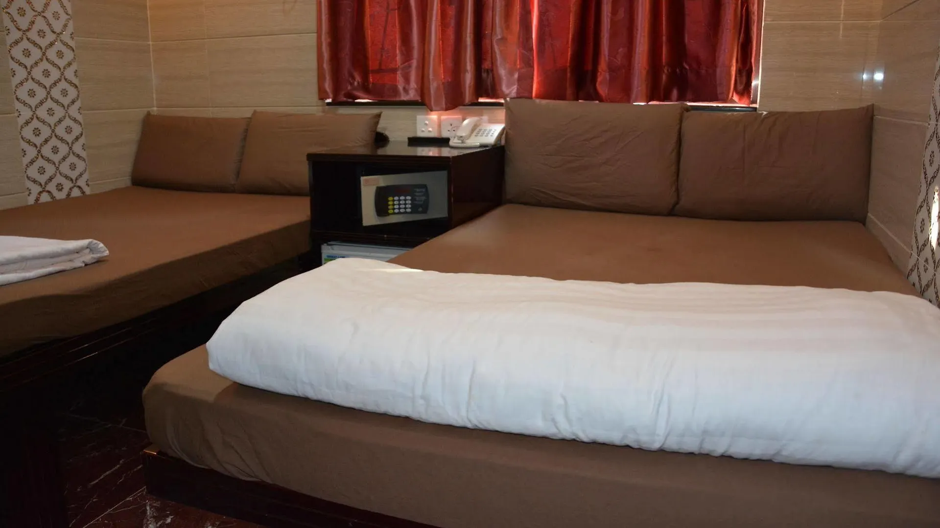 Everest Base Camp Hostel Hongkong 0*,