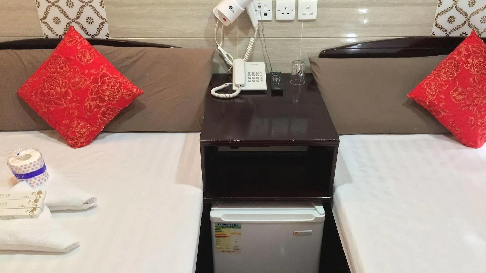 香港 君悦宾馆（重庆17楼）酒店 0*,